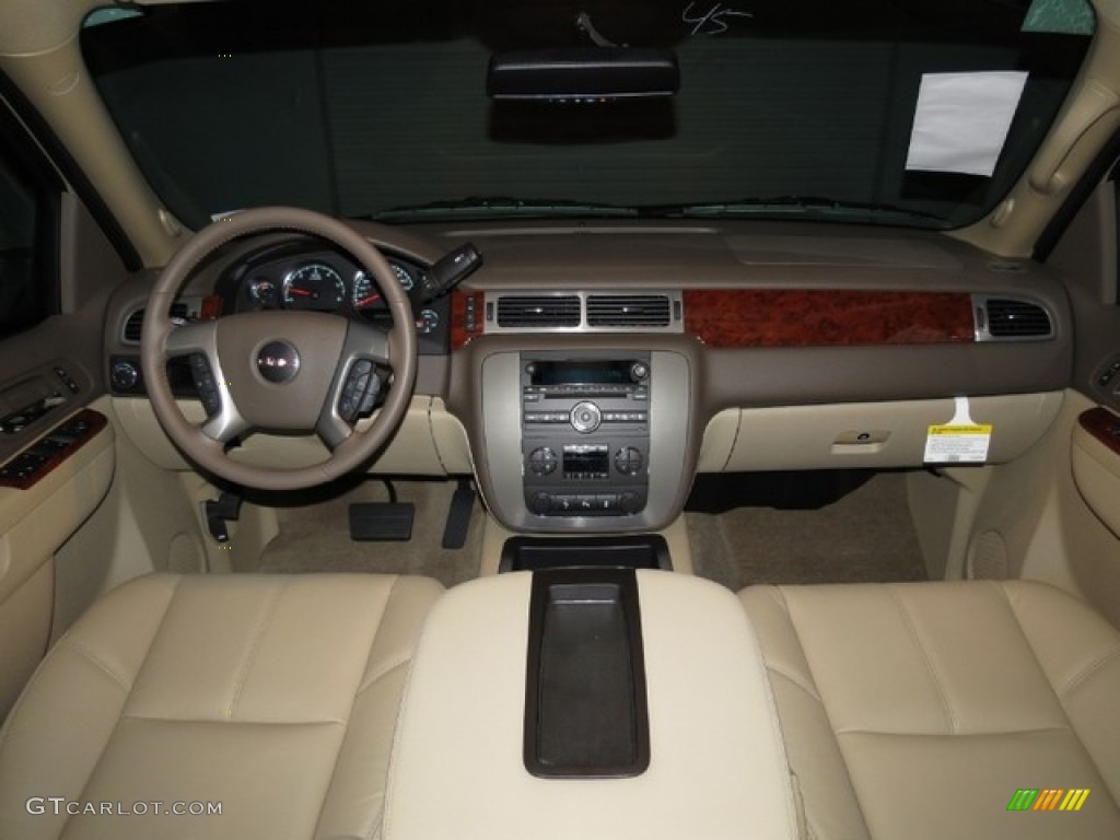 2013 Yukon SLT - Champagne Silver Metallic / Light Tan photo #6