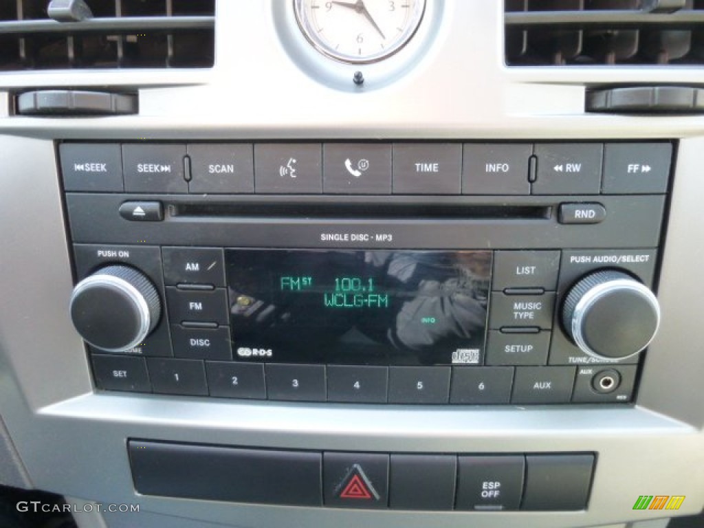 2007 Chrysler Sebring Sedan Audio System Photo #78427721