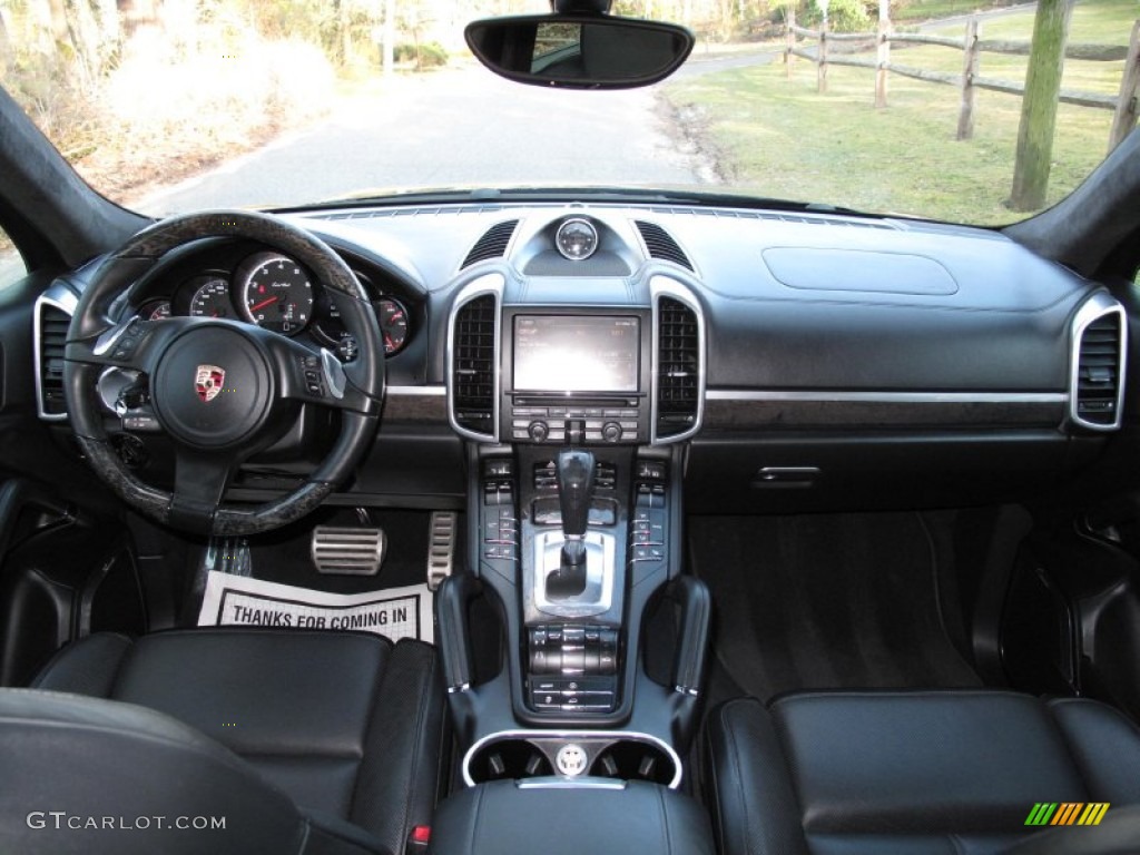 2011 Porsche Cayenne Turbo Black Dashboard Photo #78429038