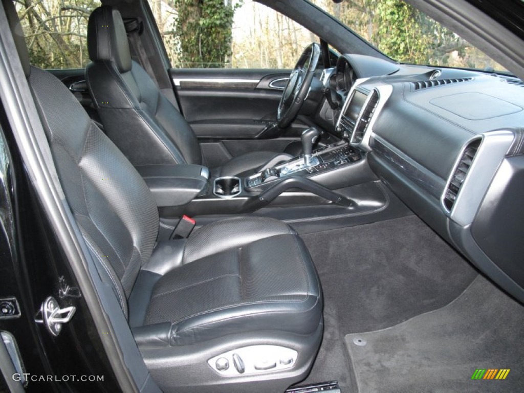 Black Interior 2011 Porsche Cayenne Turbo Photo #78429109