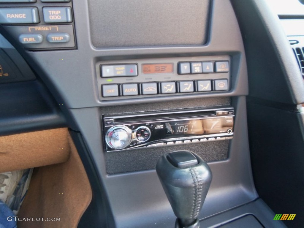 1991 Chevrolet Corvette Convertible Controls Photo #78430668