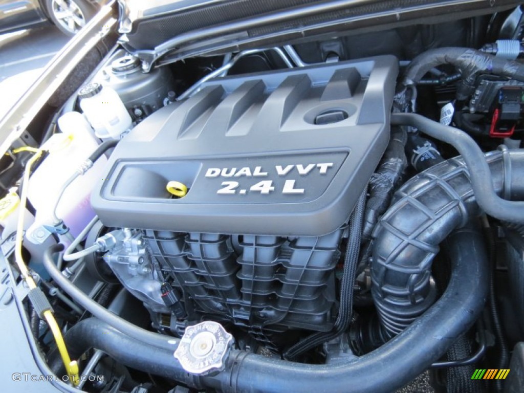 2013 Dodge Avenger SXT Blacktop 2.4 Liter DOHC 16-Valve Dual VVT 4 Cylinder Engine Photo #78433445