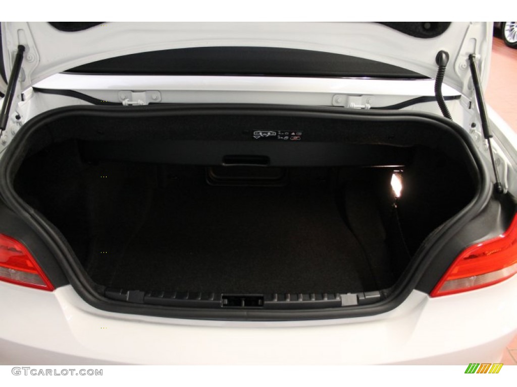 2013 BMW 1 Series 135i Convertible Trunk Photo #78434843