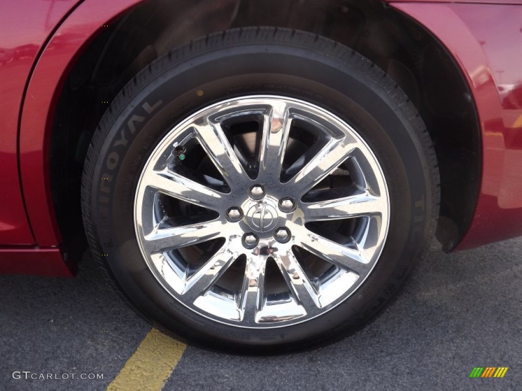 2011 Chrysler 300 Limited Wheel Photos
