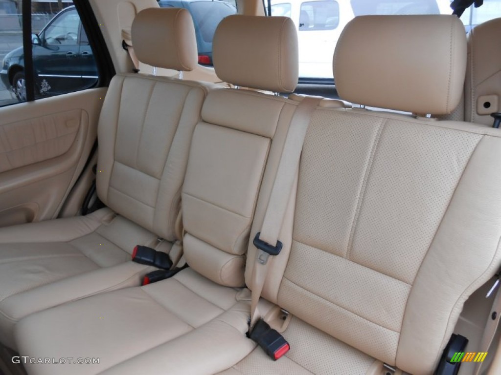 2004 Mercedes-Benz ML 350 4Matic Rear Seat Photos