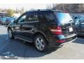 Black - ML 350 4Matic Photo No. 4