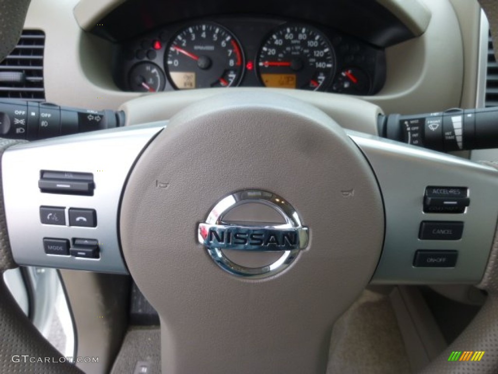 2013 Nissan Frontier SV V6 Crew Cab 4x4 Beige Steering Wheel Photo #78442700