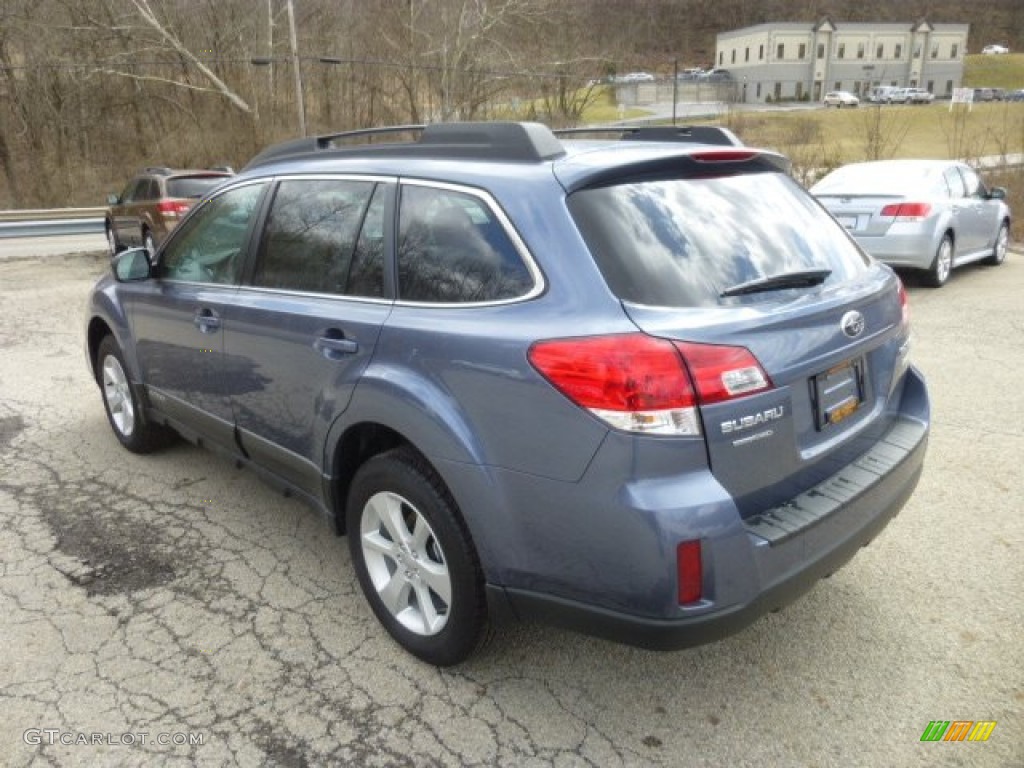 2013 Outback 2.5i Premium - Twilight Blue Metallic / Ivory photo #5