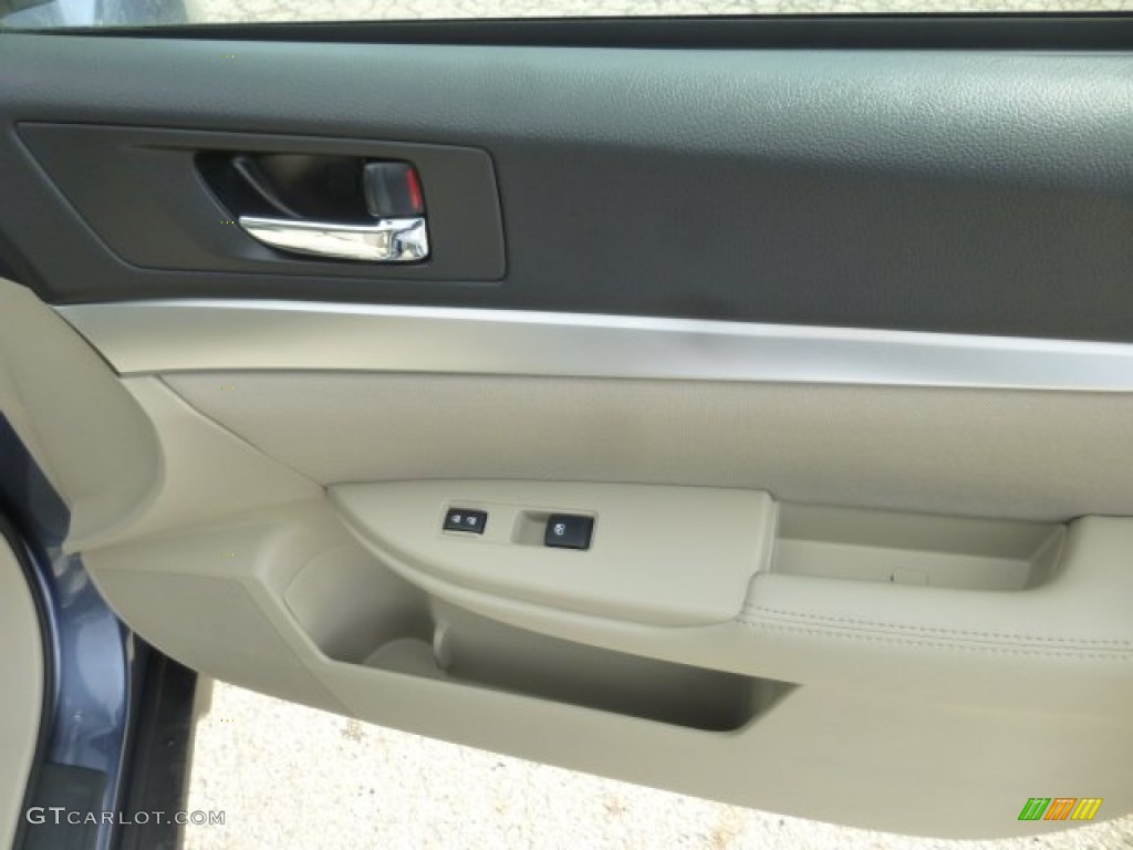 2013 Outback 2.5i Premium - Twilight Blue Metallic / Ivory photo #11