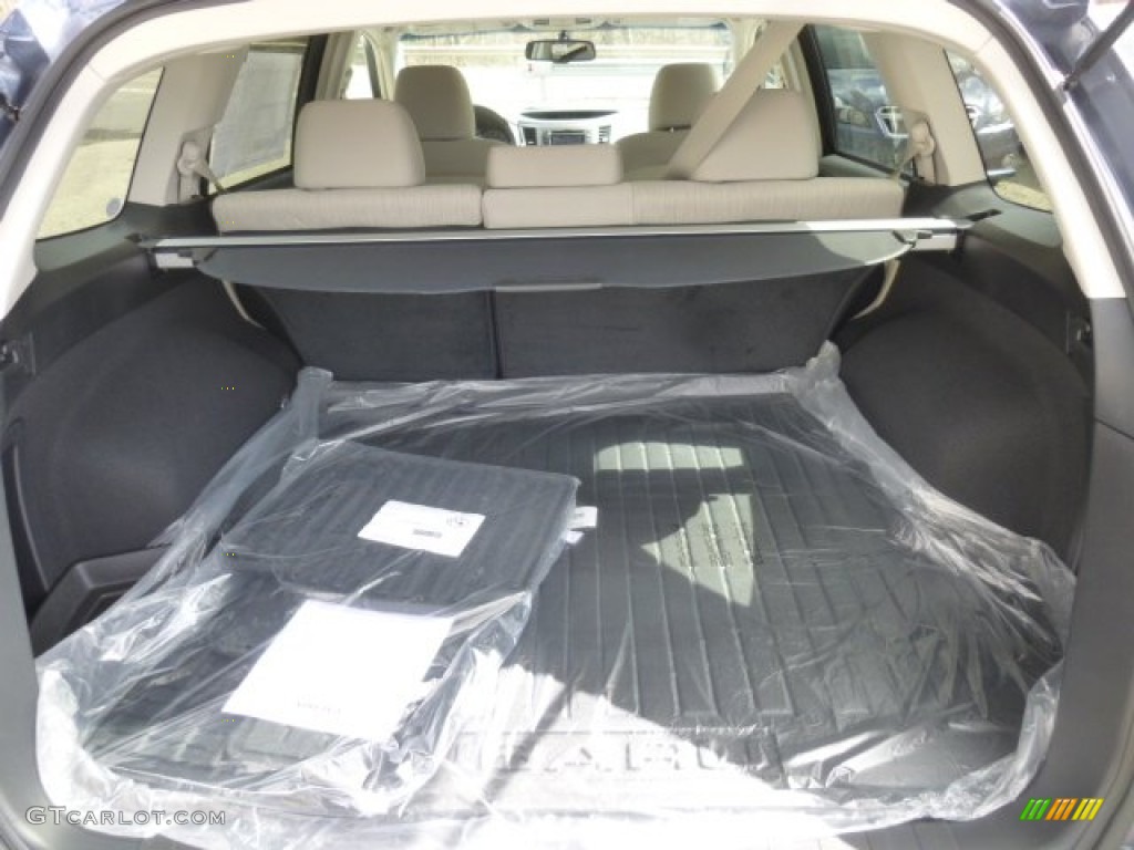 2013 Outback 2.5i Premium - Twilight Blue Metallic / Ivory photo #13