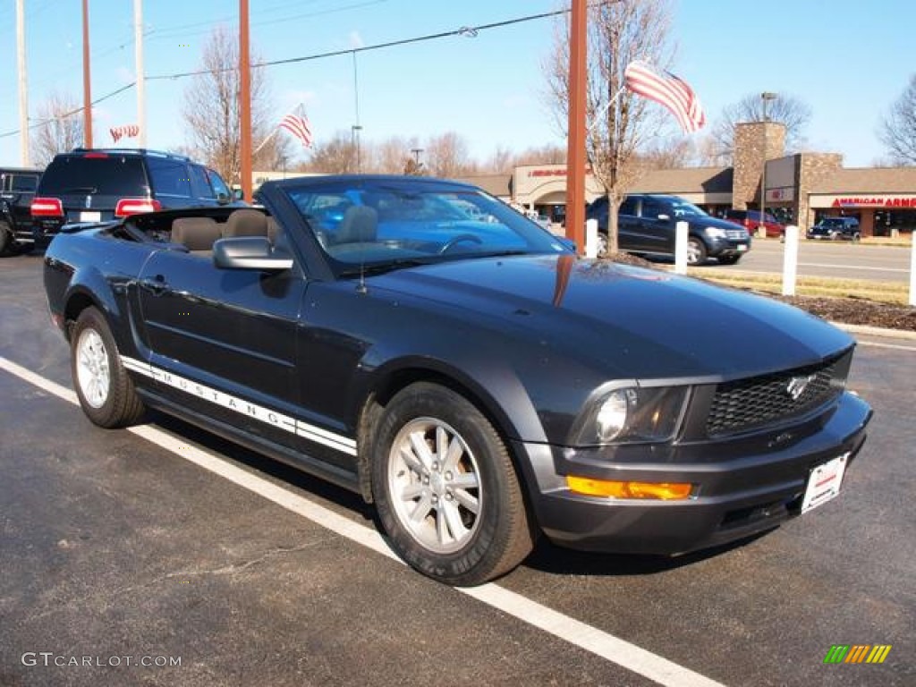 2008 Ford Mustang V6 Deluxe Convertible Exterior Photos