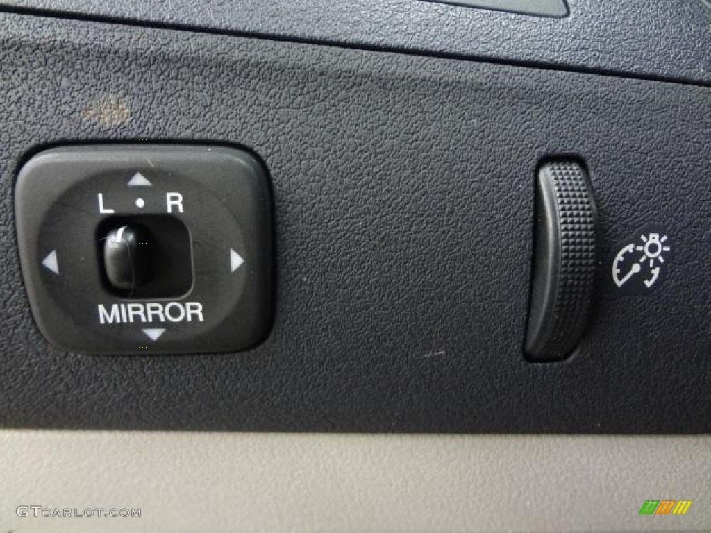 2007 Lexus ES 350 Controls Photo #78445946