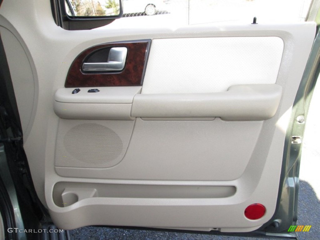 2004 Ford Expedition XLT 4x4 Door Panel Photos