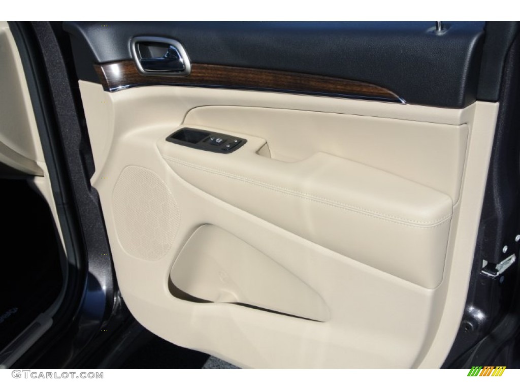 2014 Jeep Grand Cherokee Limited Morocco Black Door Panel Photo #78448073