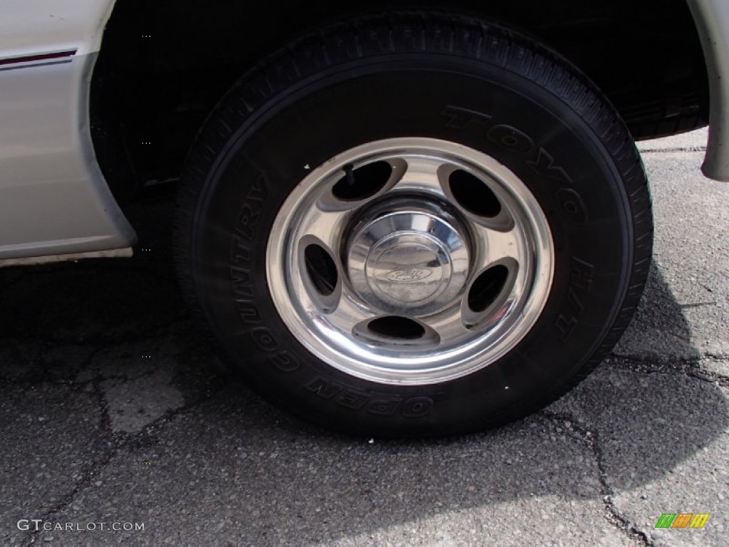 2007 Ford E Series Van E150 XLT Passenger Wheel Photos