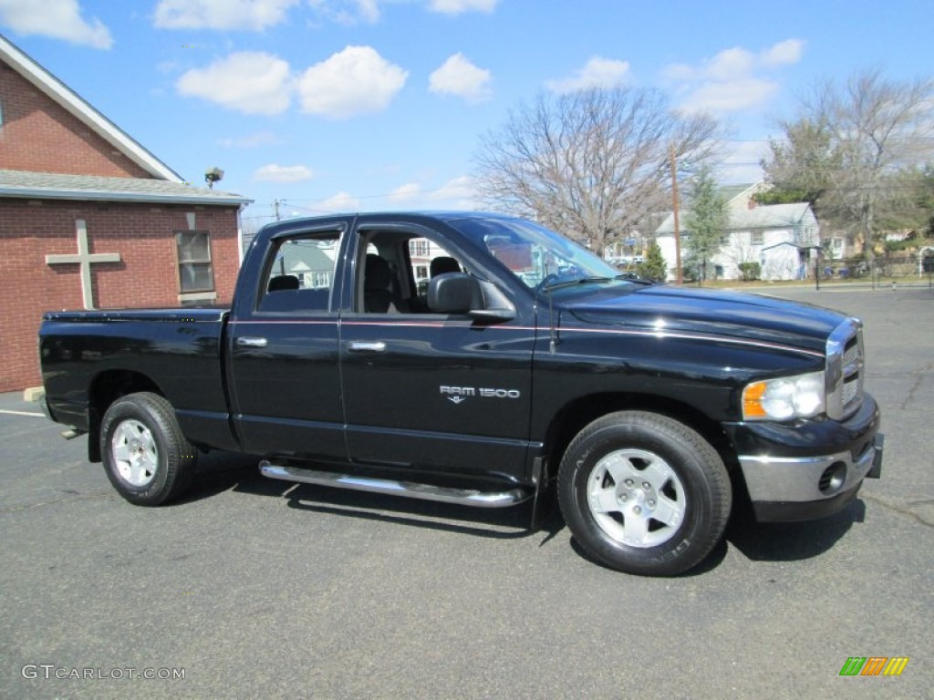 2004 Ram 1500 SLT Quad Cab - Black / Dark Slate Gray photo #10