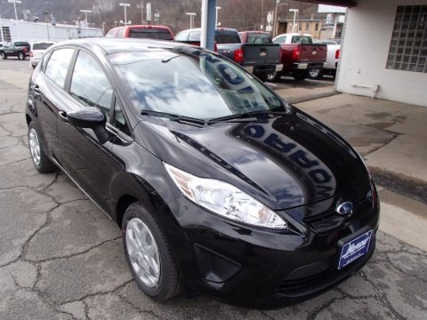 2013 Ford Fiesta S Hatchback Data, Info and Specs