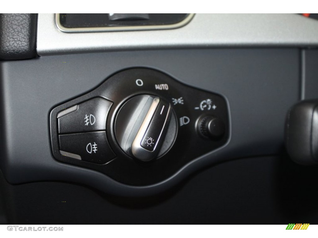 2011 Audi A4 2.0T quattro Sedan Controls Photo #78453713