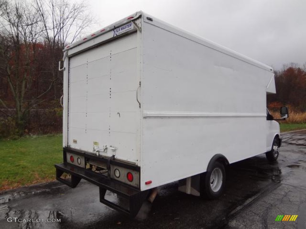 Summit White 2008 Chevrolet Express Cutaway 3500 Commercial Moving Van Exterior Photo #78454061