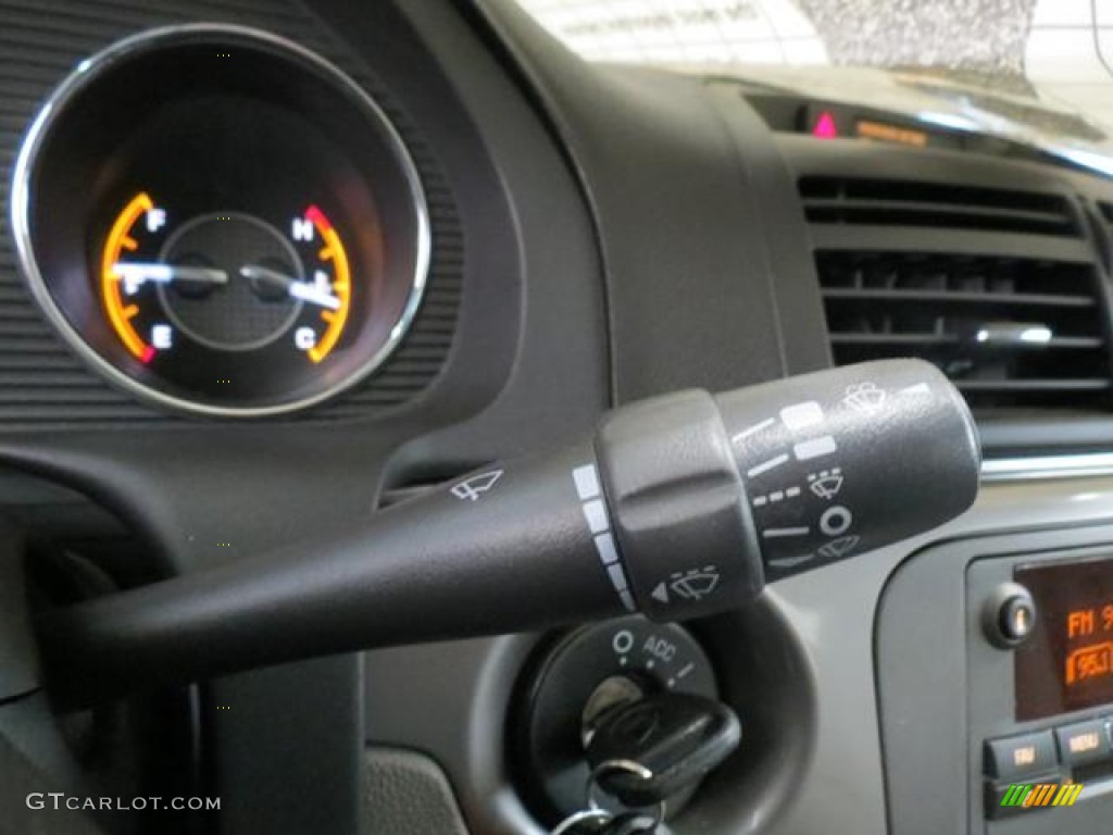 2007 Aura XE - Ocean Mist Metallic / Gray photo #21