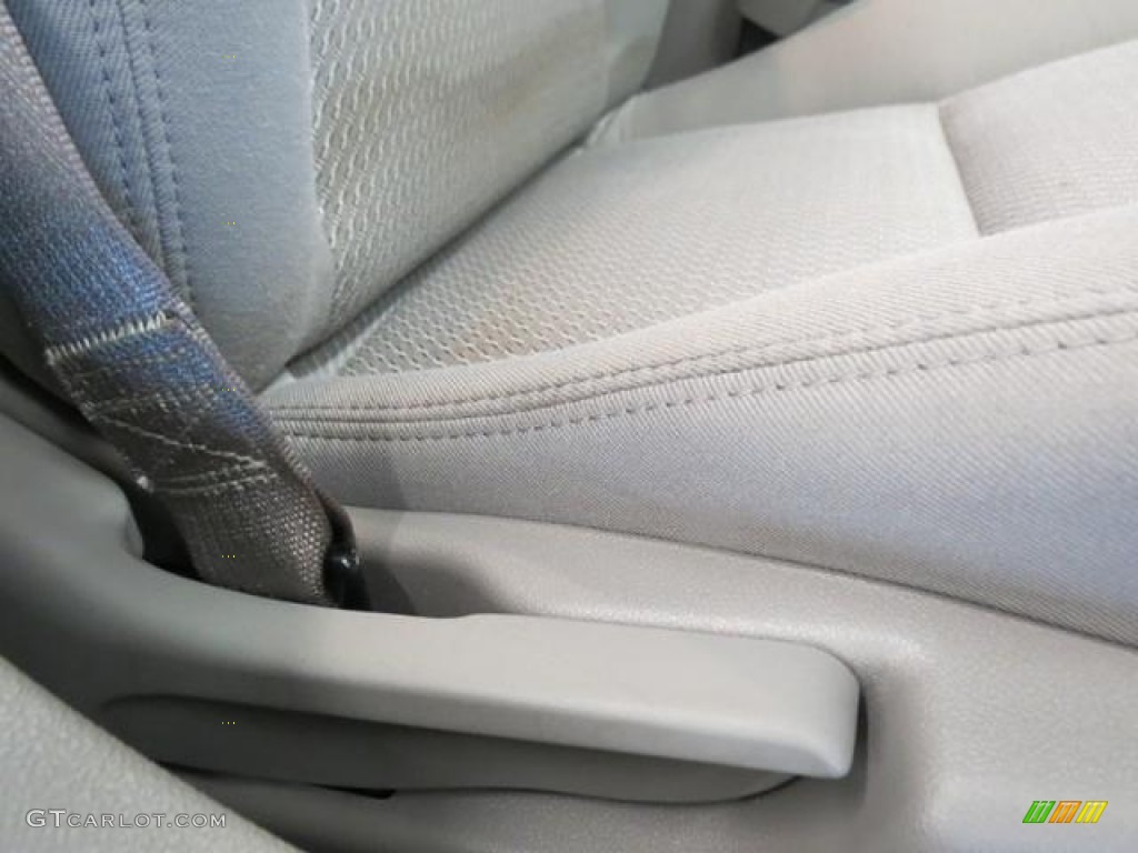 2007 Aura XE - Ocean Mist Metallic / Gray photo #23