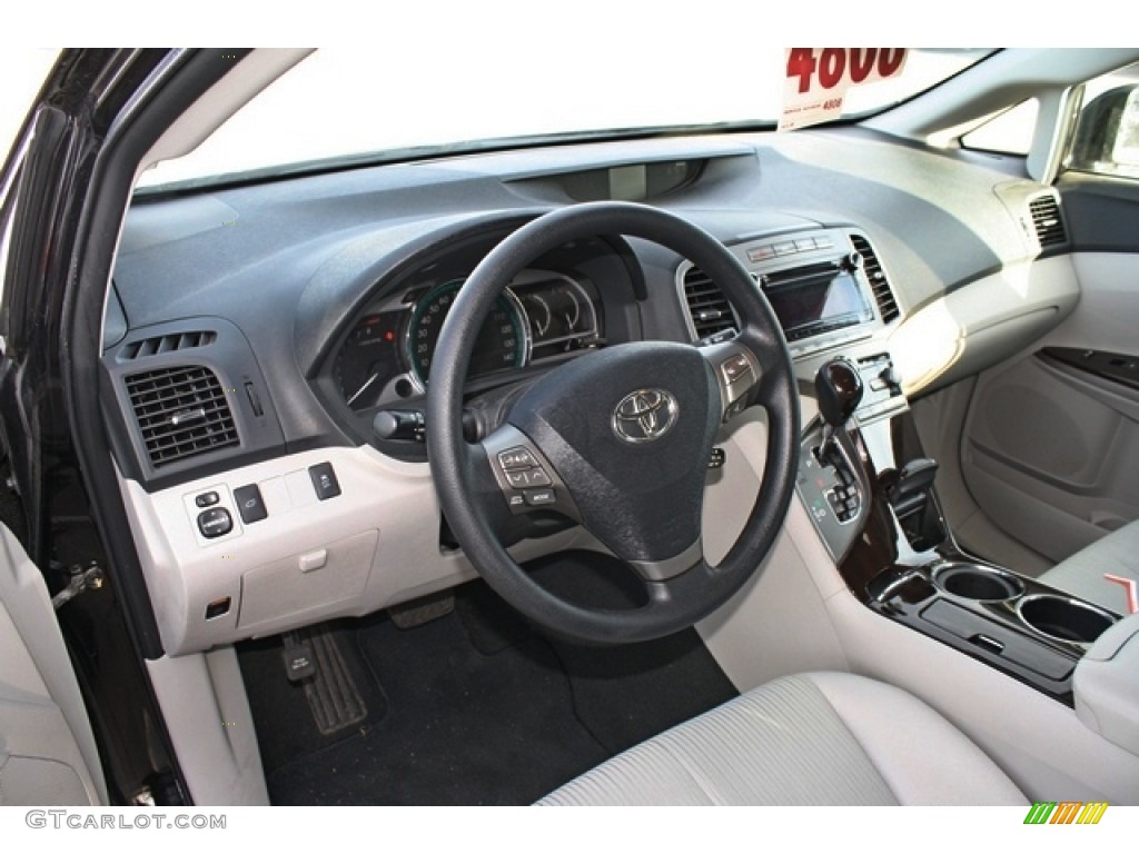 Gray Interior 2010 Toyota Venza V6 AWD Photo #78462354