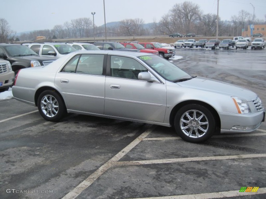 Radiant Silver 2010 Cadillac DTS Luxury Exterior Photo #78462674