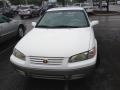 Super White - Camry LE Photo No. 7