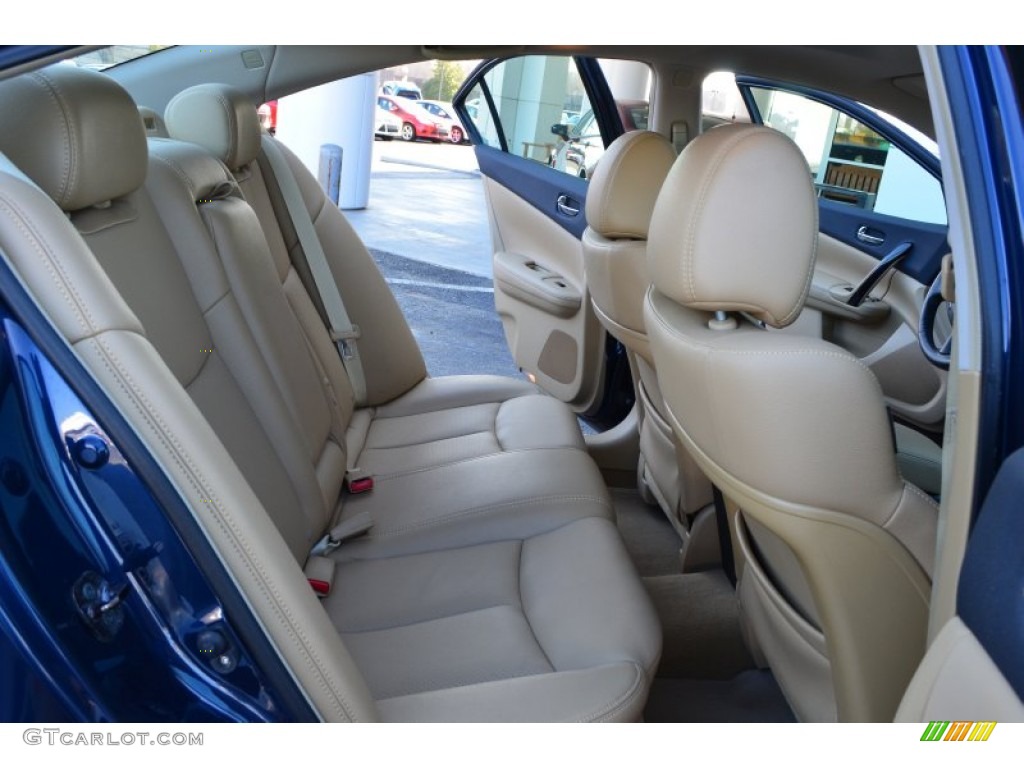 2010 Nissan Maxima 3.5 SV Rear Seat Photo #78466567