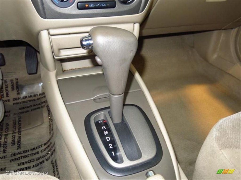 2001 Mazda Protege DX Transmission Photos