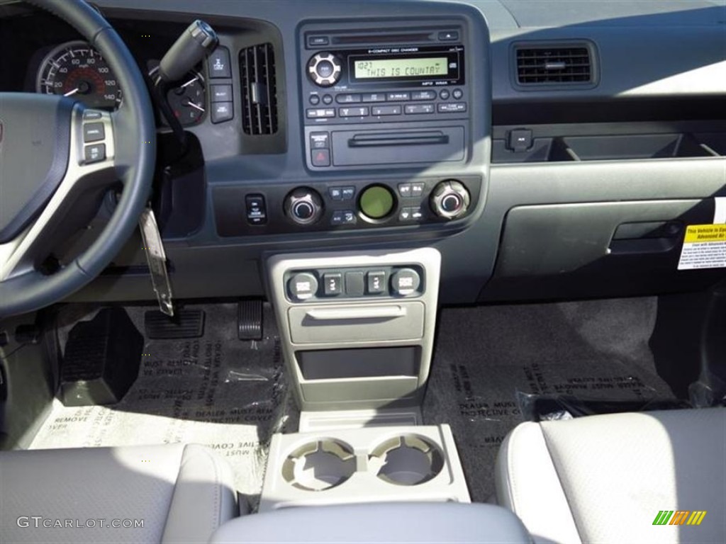 2013 Ridgeline RTL - Obsidian Blue Pearl / Gray photo #6