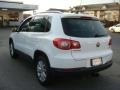 Candy White - Tiguan SE 4Motion Photo No. 4