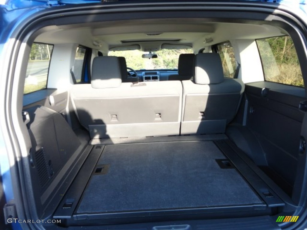 2009 Nitro SE 4x4 - Deep Water Blue Pearl / Dark Slate Gray photo #9
