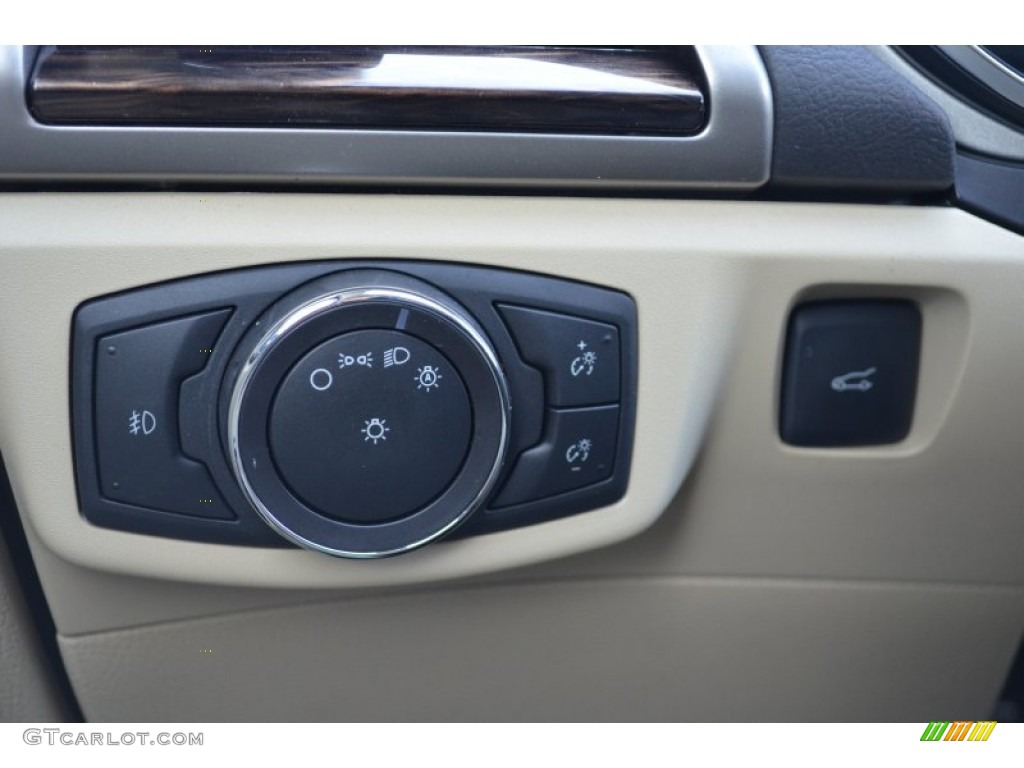 2013 Fusion Hybrid SE - Ruby Red Metallic / Dune photo #25