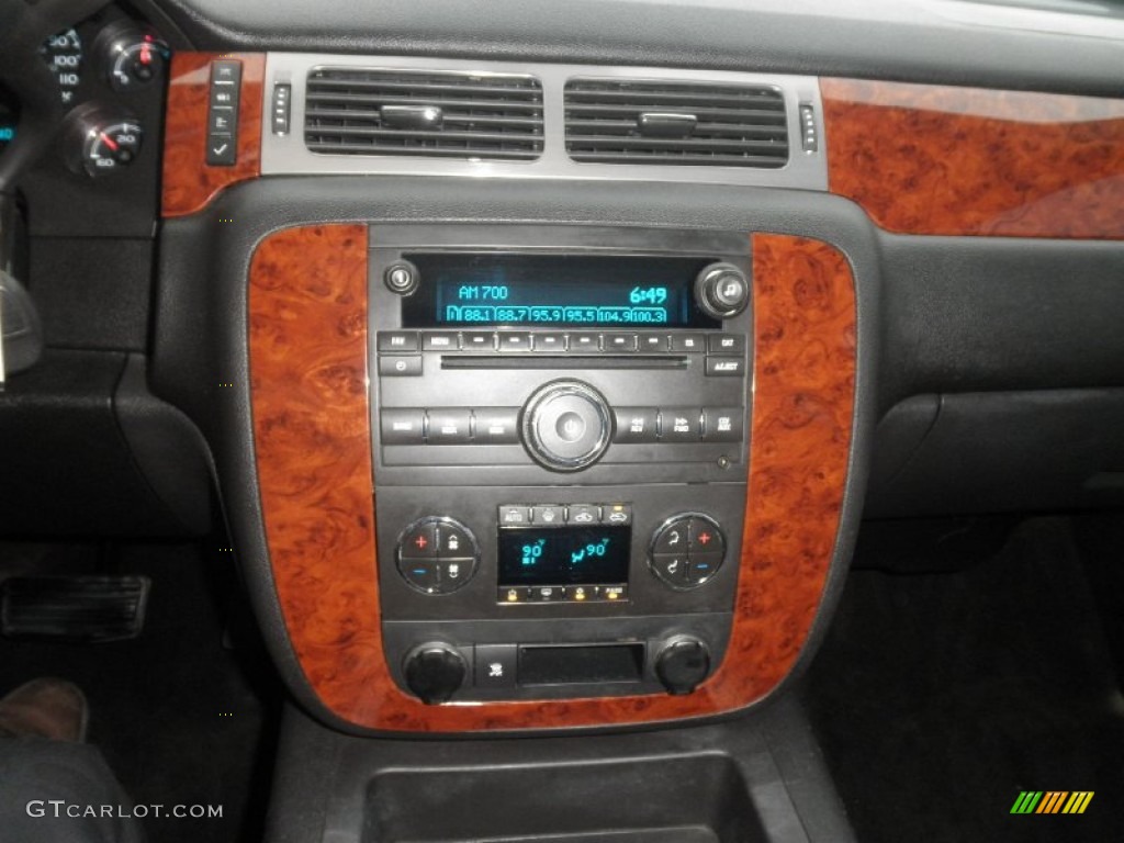 2009 Chevrolet Silverado 2500HD LTZ Extended Cab 4x4 Controls Photo #78469840