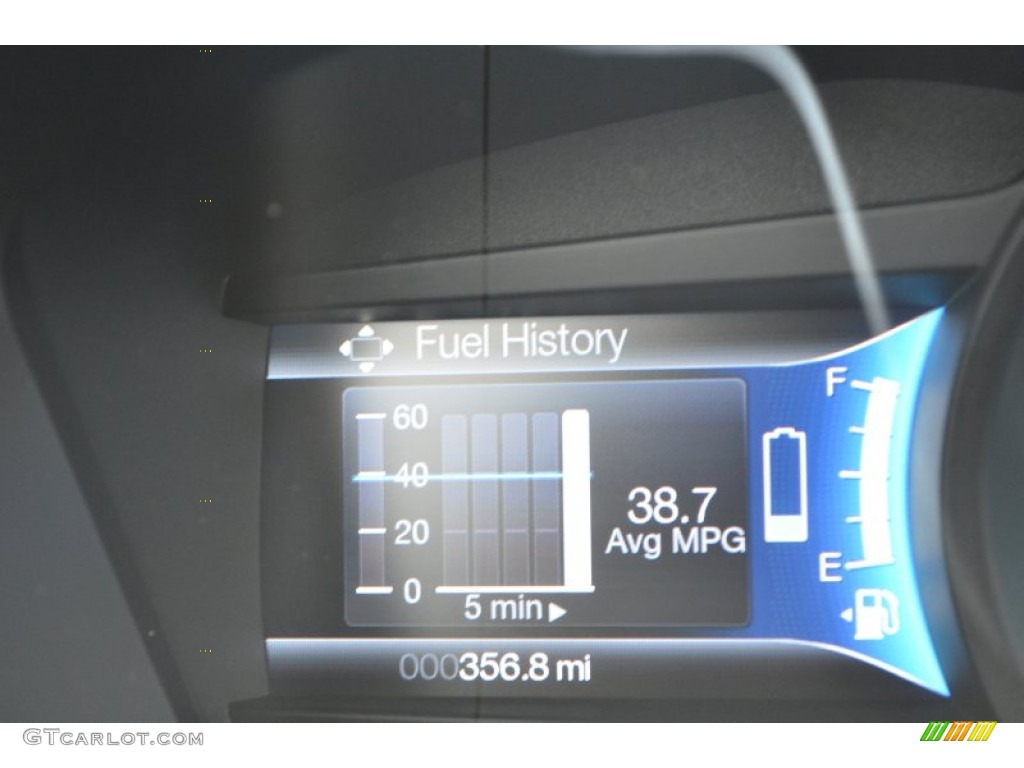 2013 Fusion Hybrid SE - Ruby Red Metallic / Dune photo #27
