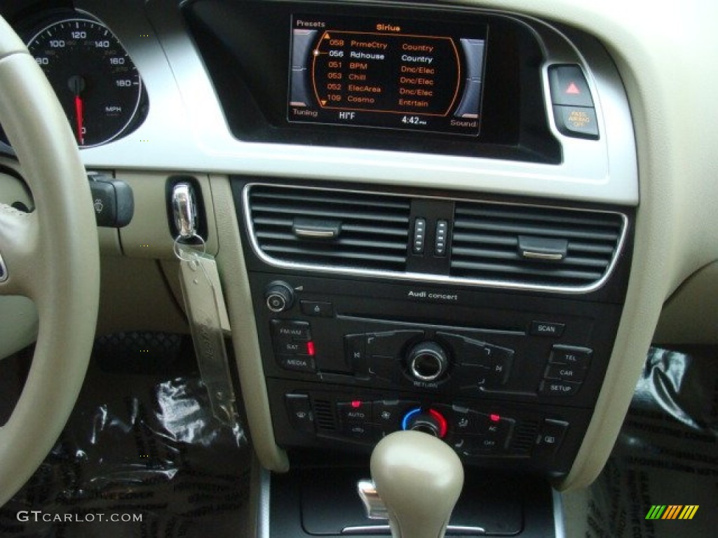 2010 A4 2.0T quattro Sedan - Dakar Beige Metallic / Beige photo #12