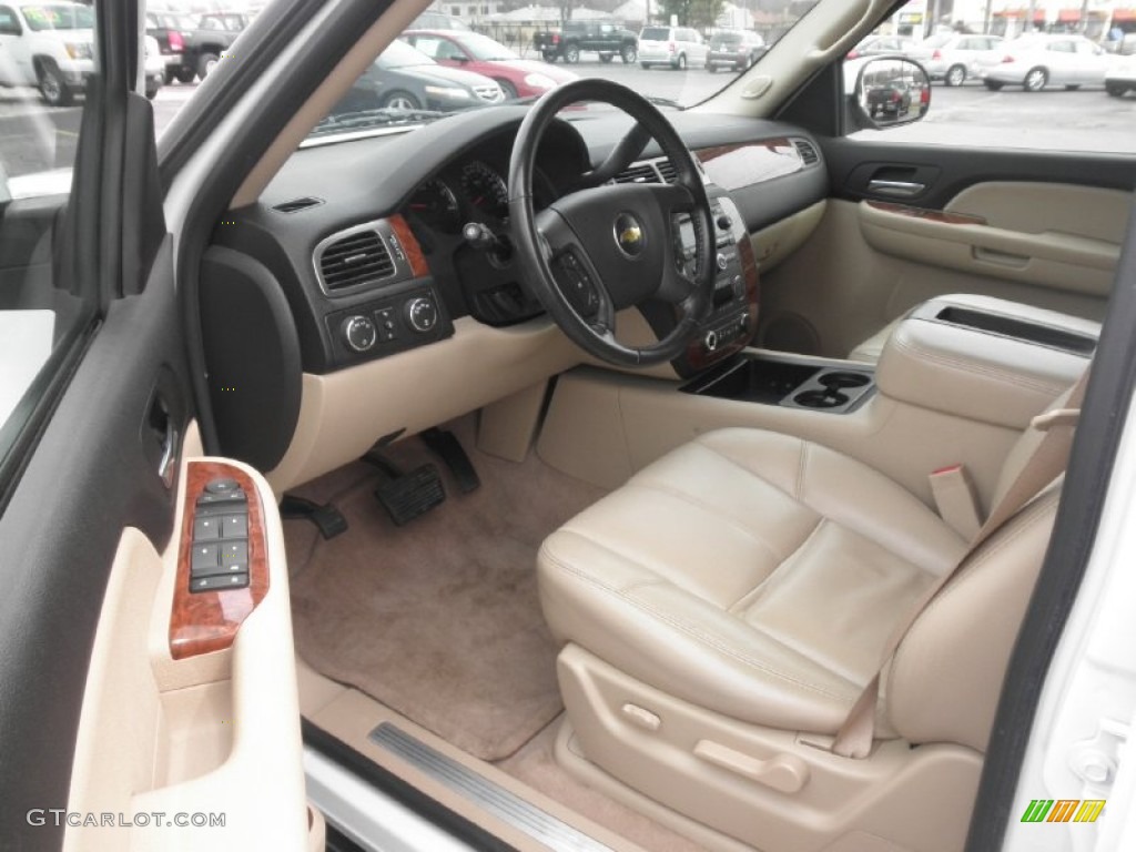 2007 Chevrolet Suburban 1500 LT 4x4 Interior Color Photos