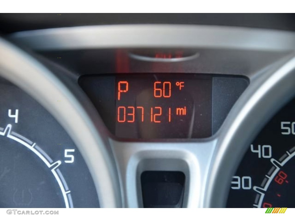 2011 Fiesta SES Hatchback - Yellow Blaze Metallic Tri-Coat / Charcoal Black/Blue Cloth photo #25