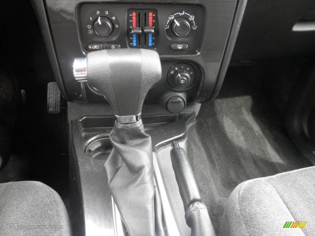 2008 GMC Envoy SLE Transmission Photos