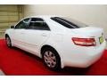 Super White - Camry LE Photo No. 4