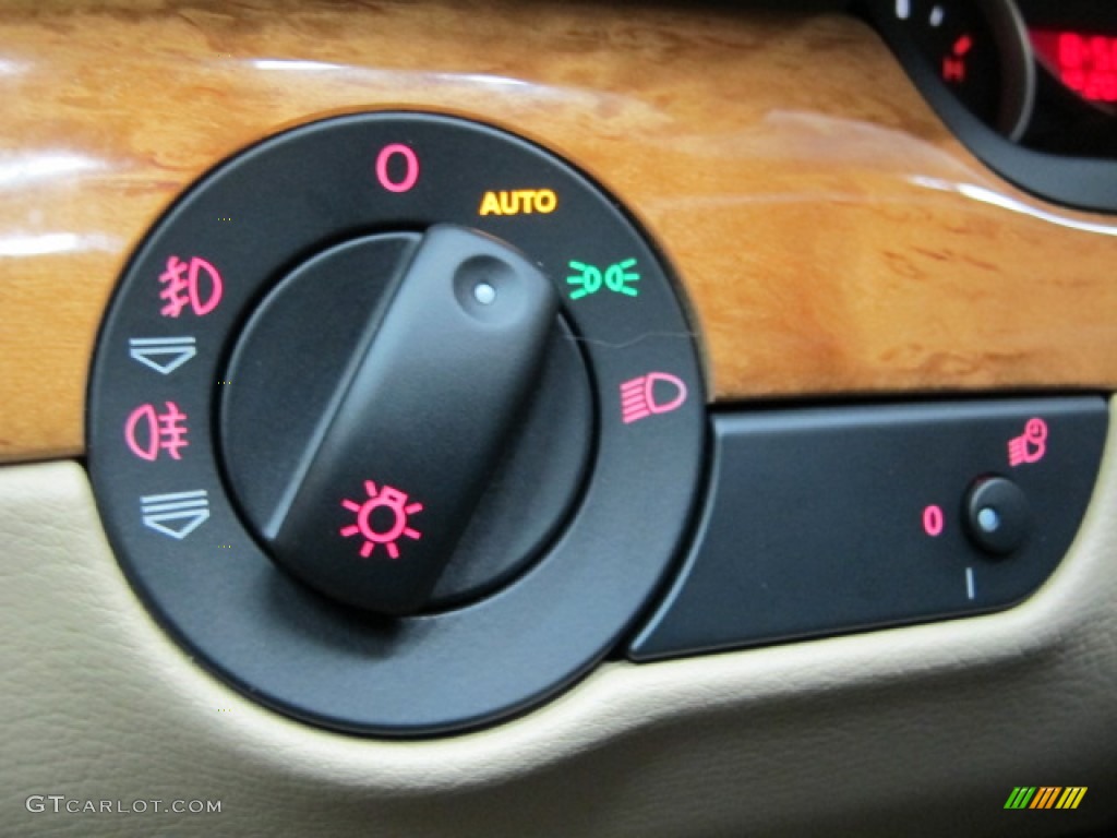 2006 Audi A4 3.2 quattro Sedan Controls Photo #78474059