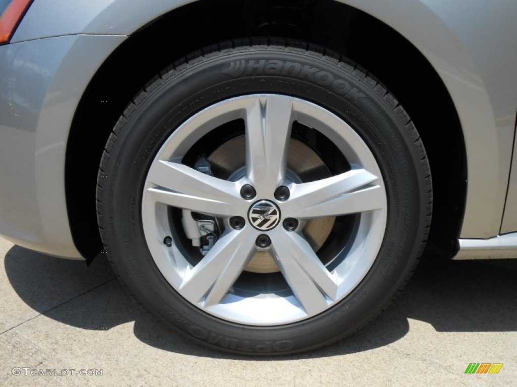 2013 Volkswagen Passat TDI SE Wheel Photo #78476064