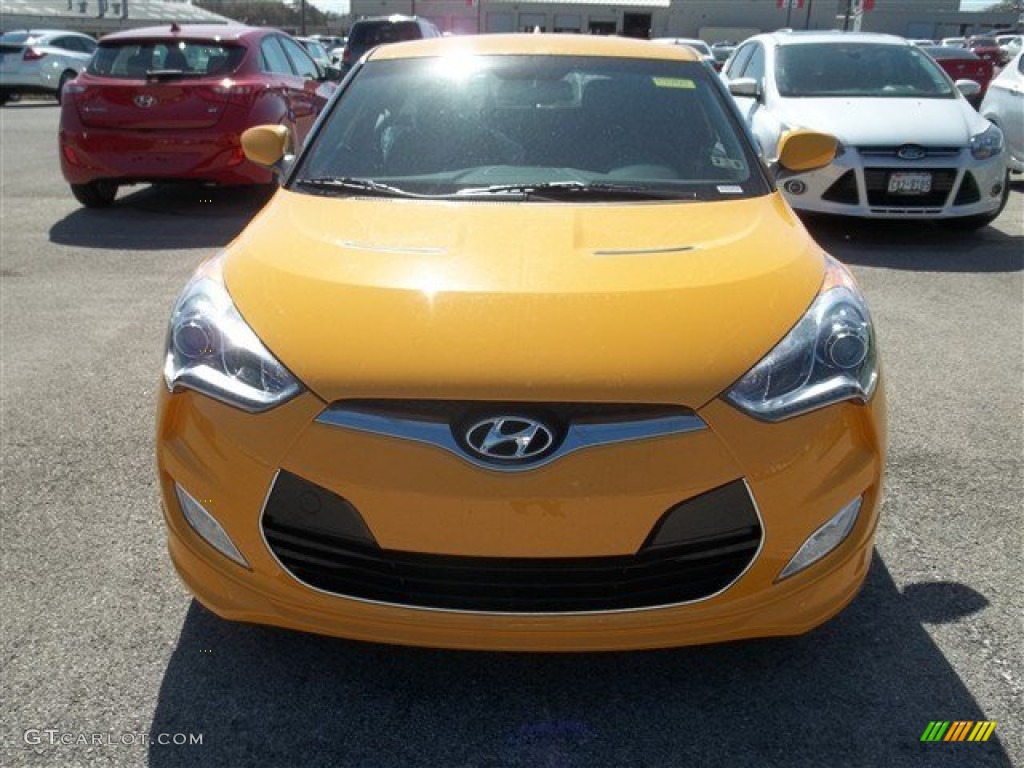 26.2 Yellow Hyundai Veloster