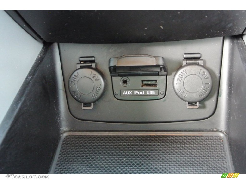 2011 Hyundai Sonata GLS Controls Photo #78476930