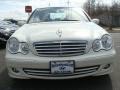 Arctic White - C 280 4Matic Luxury Photo No. 2