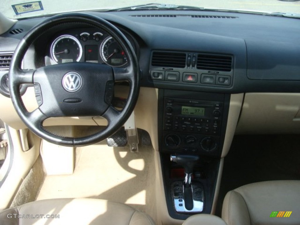 2004 Jetta GLS Sedan - Wheat Beige Metallic / Beige photo #12