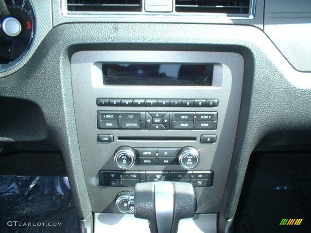 2012 Ford Mustang V6 Coupe Controls Photo #78479789
