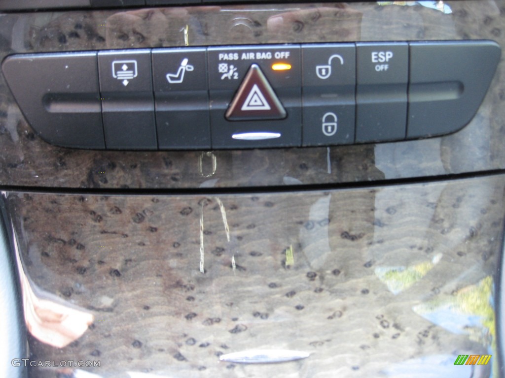 2005 Mercedes-Benz E 500 Sedan Controls Photo #78481901
