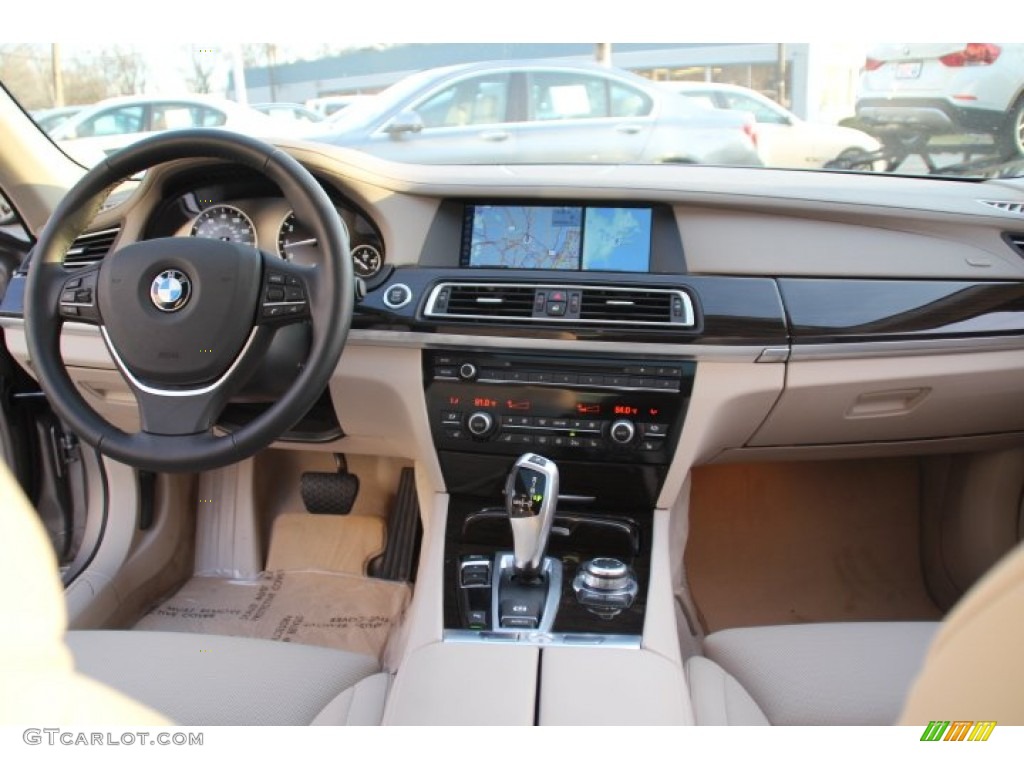2012 BMW 7 Series 750i Sedan Oyster Dashboard Photo #78482038
